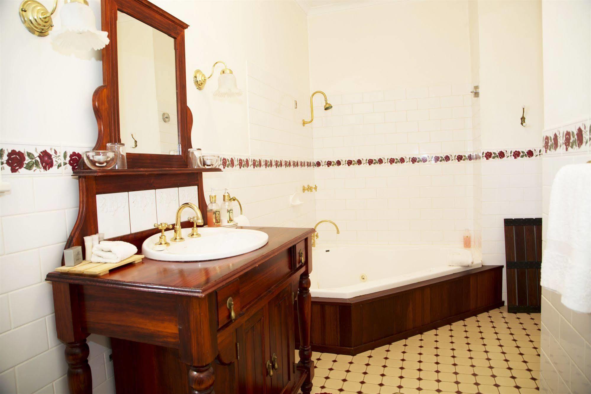 Rosebridge House Bed & Breakfast Adult Retreat Gooseberry Hill Eksteriør bilde